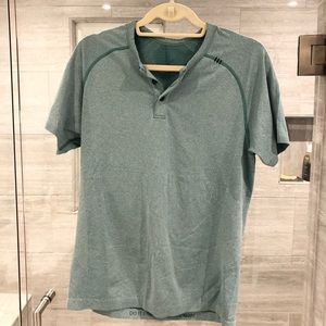 Men’s Lululemon workout shirt - pale green